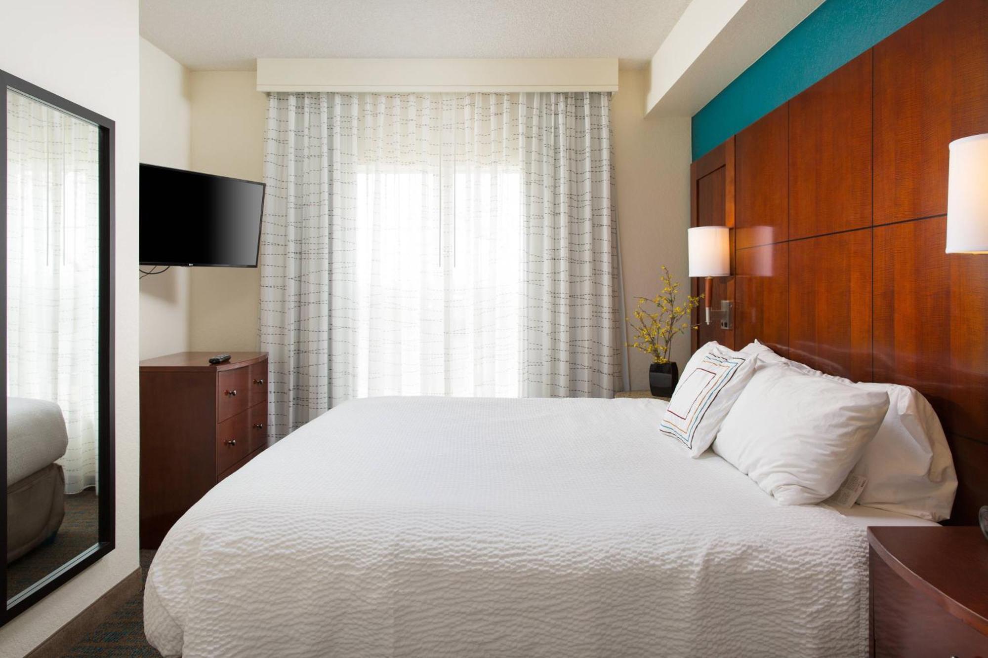 Residence Inn Kansas City Airport Buitenkant foto