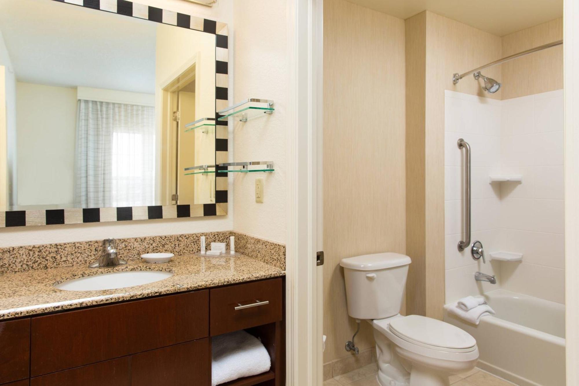 Residence Inn Kansas City Airport Buitenkant foto